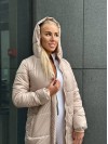 Жіноче зимове пальто-пуховик бежевого кольору 35218