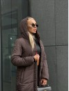 Жіноче зимове пальто-пуховик коричневого кольору 35216