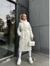 Жіноче зимове пальто-пуховик молочного кольору 35217