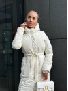 Жіноче зимове пальто-пуховик молочного кольору 35217