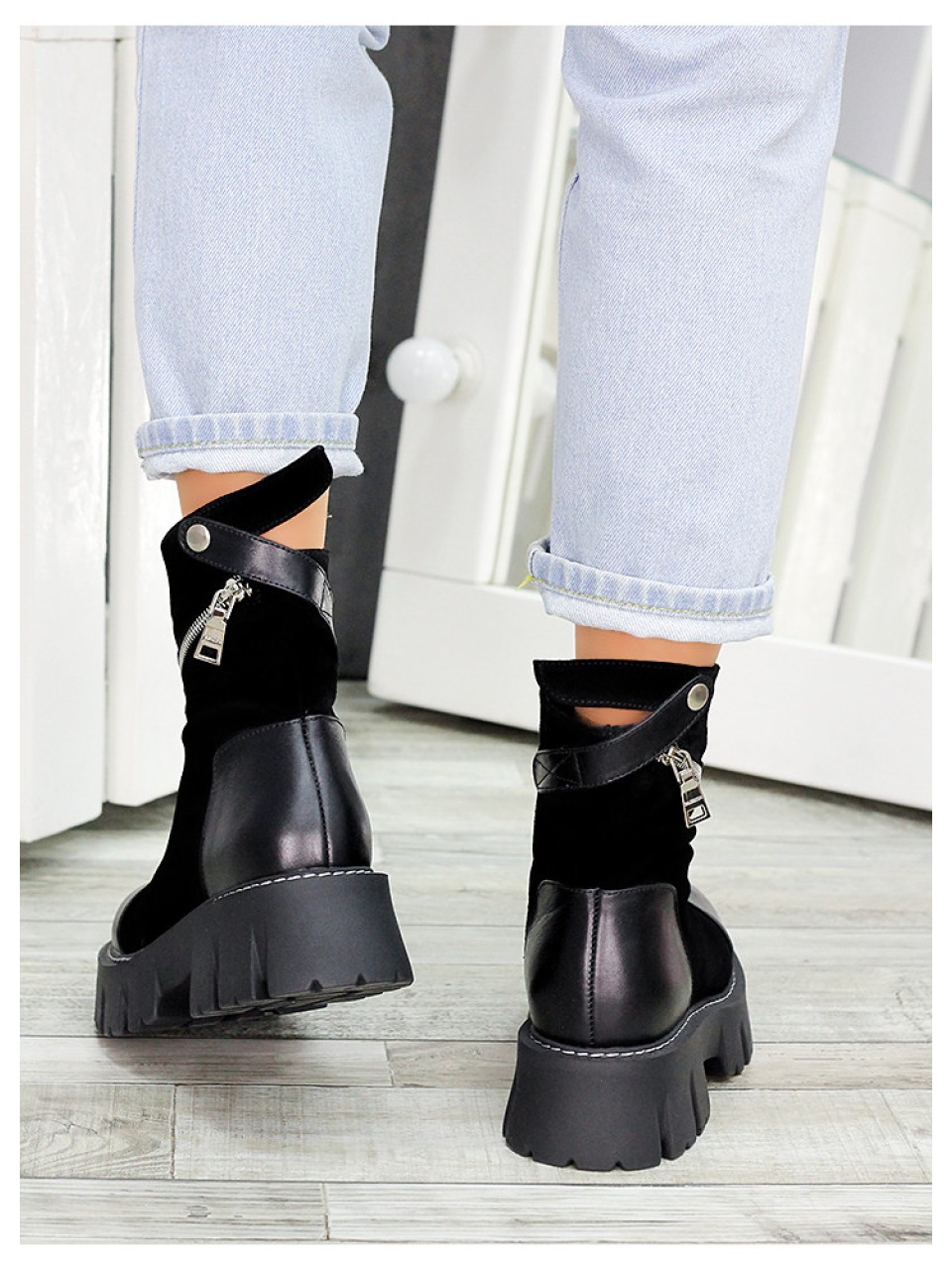 Жіночі черевики натуральна шкіра+замш (байка) чорного кольору 35035