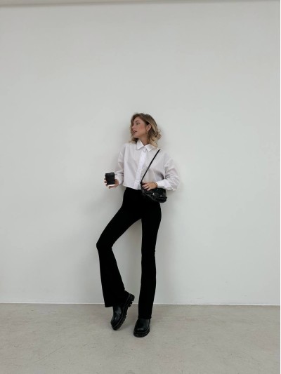 Жіночі лосини кльош на флiсi чорного кольору 35376