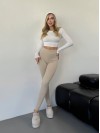 Жіночі лосини в рубчик на флiсi бежевого кольору 35723