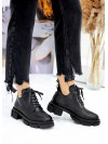 Жіночі шкіряні черевики на шнурівці чорного кольору 34896