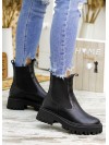 Жіночі шкіряні черевики (хутро) чорного кольору 34805