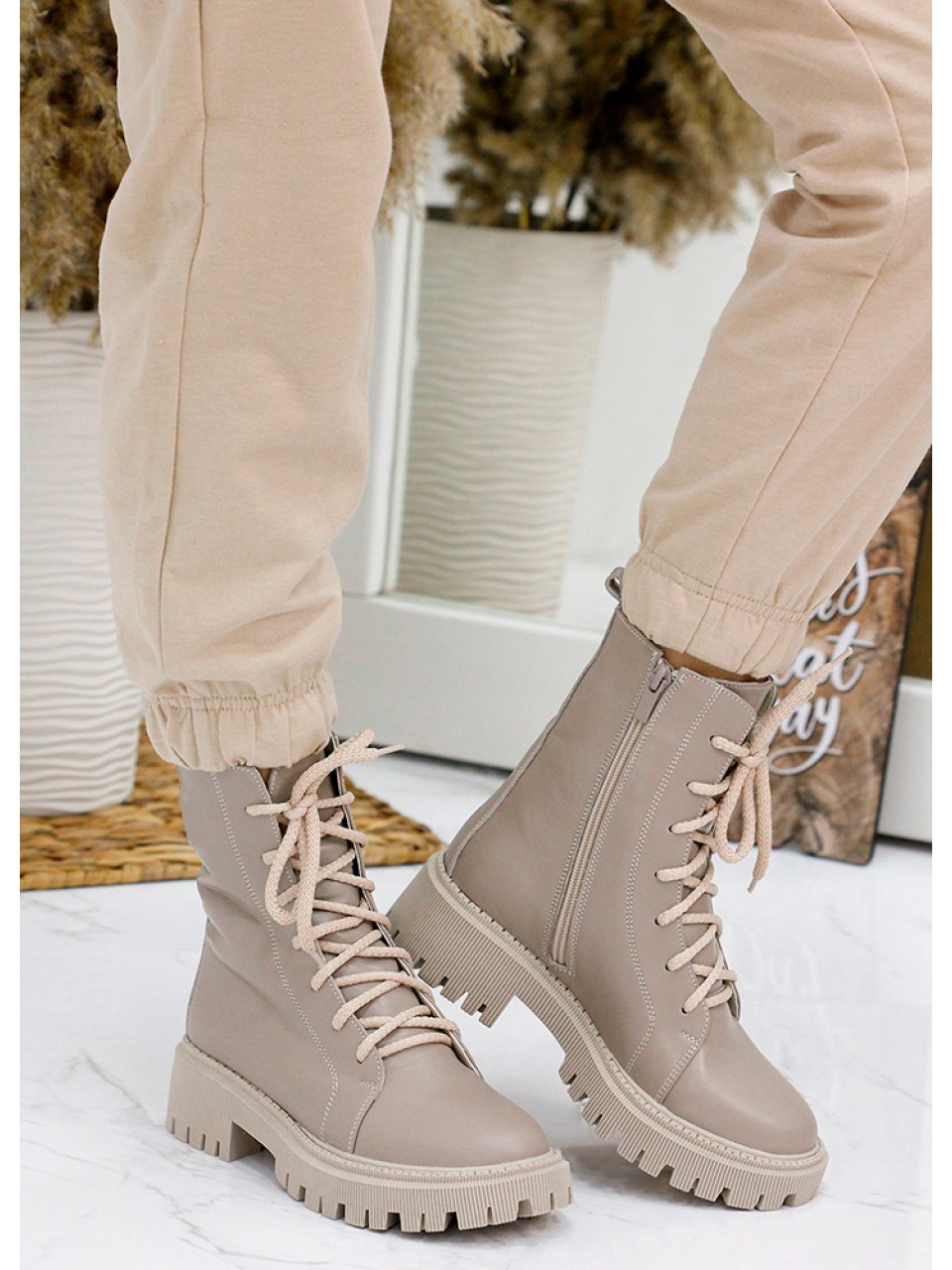 Жіночі шкіряні черевики берці (хутро) кавового кольору 34790