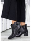 Женские кожаные ботинки на каблуке (байка) черного цвета 35039