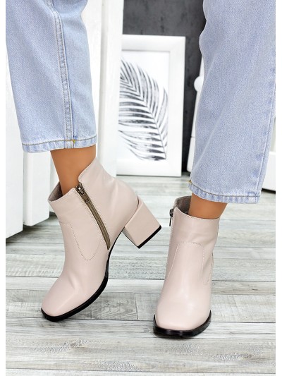 Жіночі шкіряні черевики на каблуку (хутро) бежевого кольору 35323