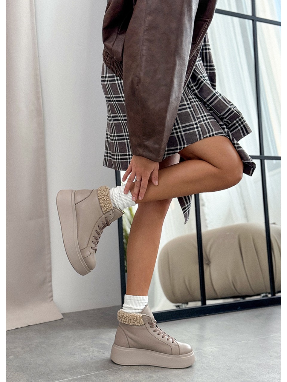 Жіночі шкіряні черевики Тедді (хутро) кавового кольору 35190