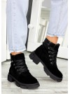 Жіночі шкіряні черевики трапери (байка) чорного кольору 34807