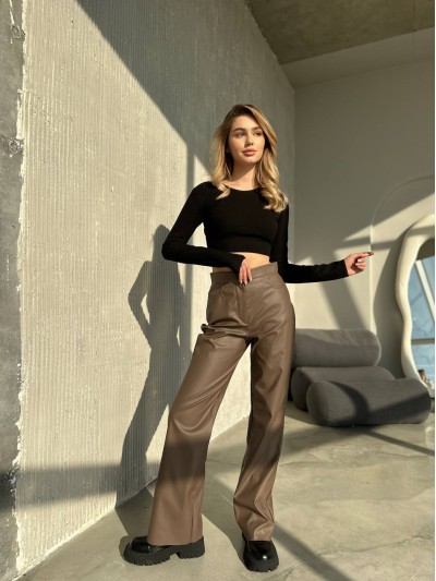 Жіночі штани з еко-шкіри коричневого кольору 34203