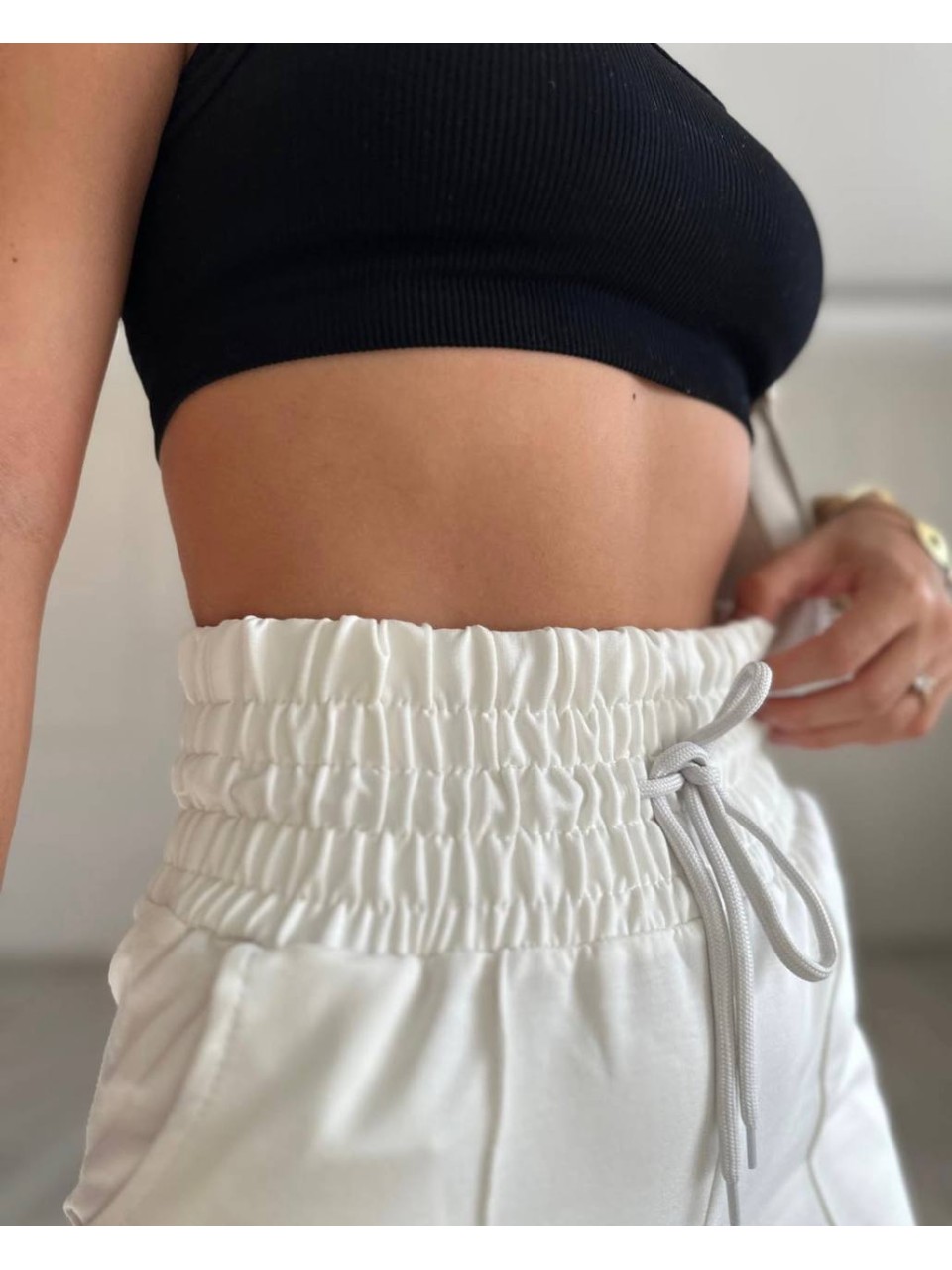Женские спортивные штаны молочного цвета 34340