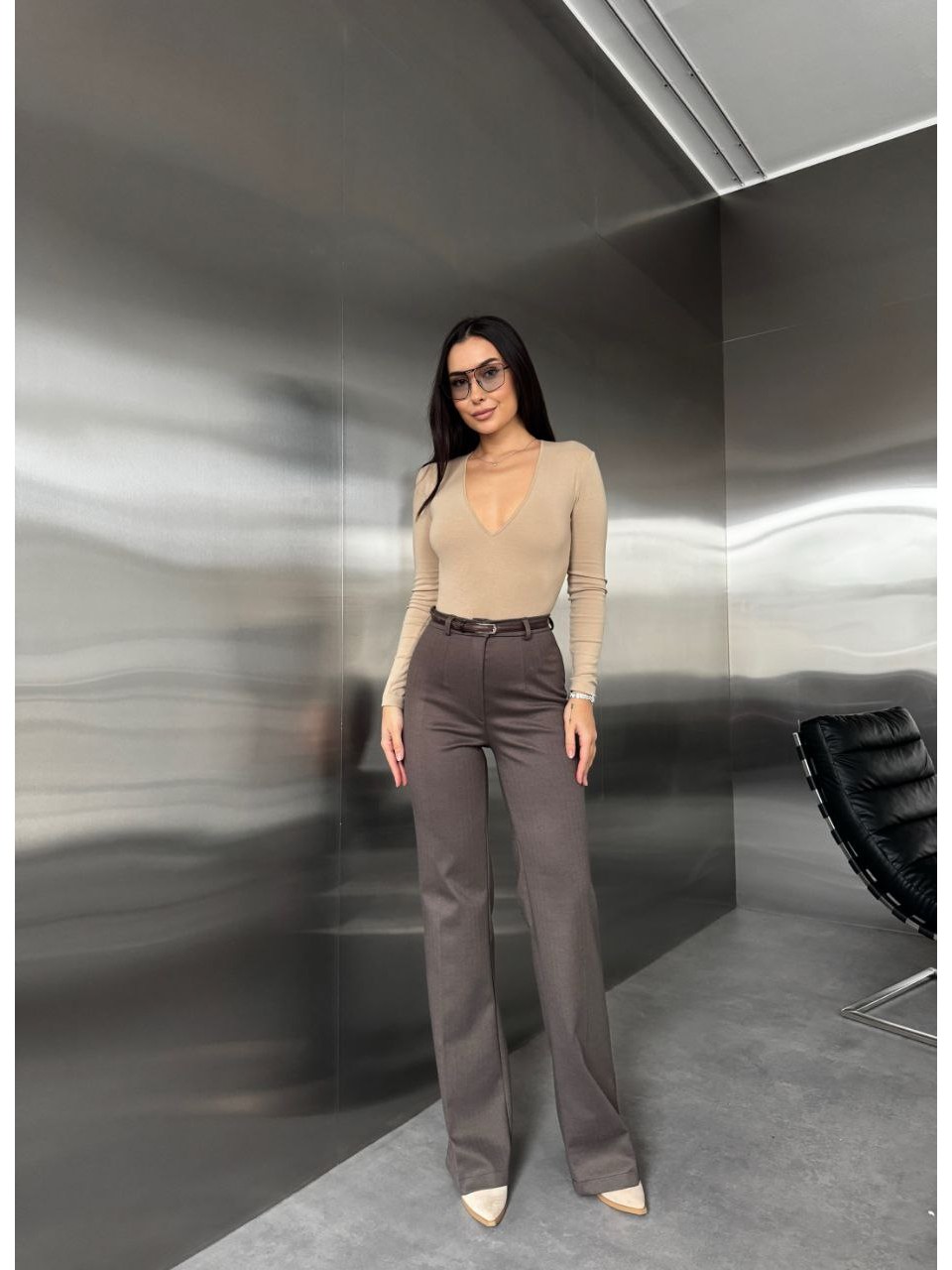 Жiночi теплi класичнi брюки кавового кольору 35775