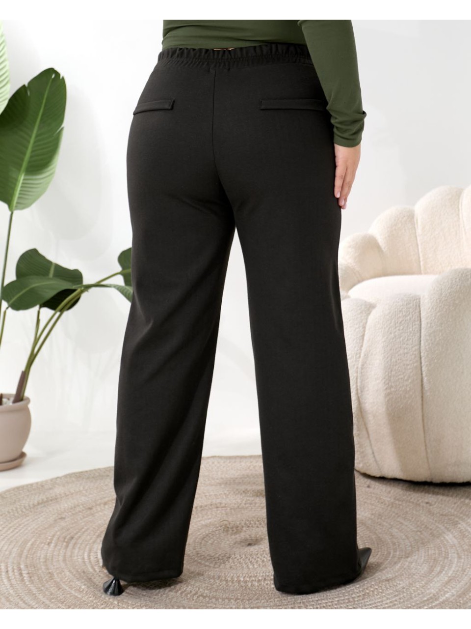 Жiночi теплi класичнi брюки прямого крою чорного кольору 35777
