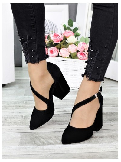 Жіночі туфлі з натуральної замші на каблуку чорного кольору 35613