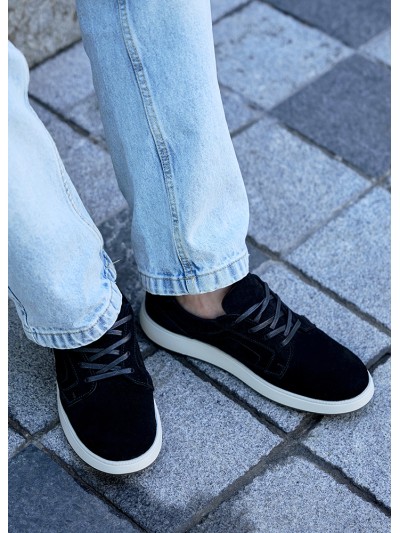 Жіночі уггі з натуральної шкіри (хутро) білого кольору 35829