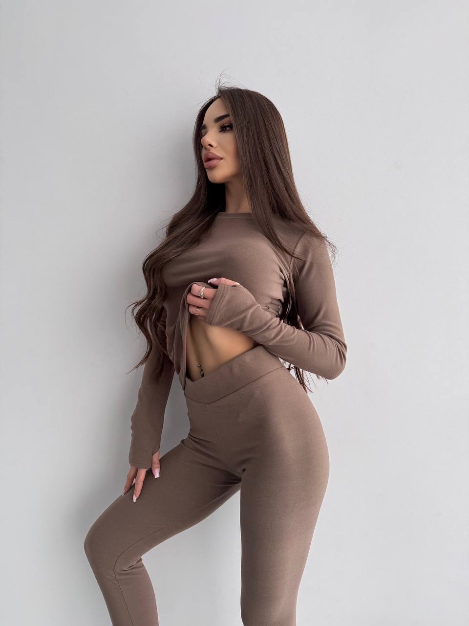 Жіночий базовий термокостюм кавового кольору 35880