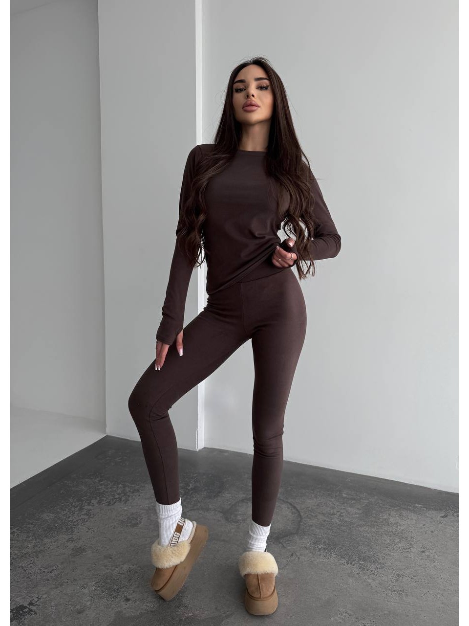 Жіночий базовий термокостюм коричневого кольору 35878