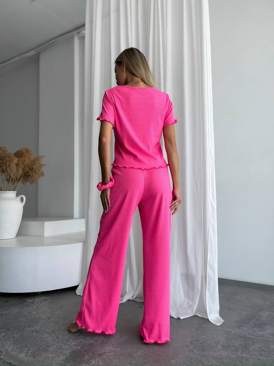 Жіночий домашній комплект трійка (топ+резинка+штани) малинового кольору 34015