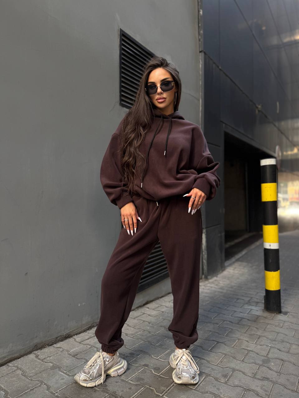 Жіночий флісовий костюм коричневого кольору 34652