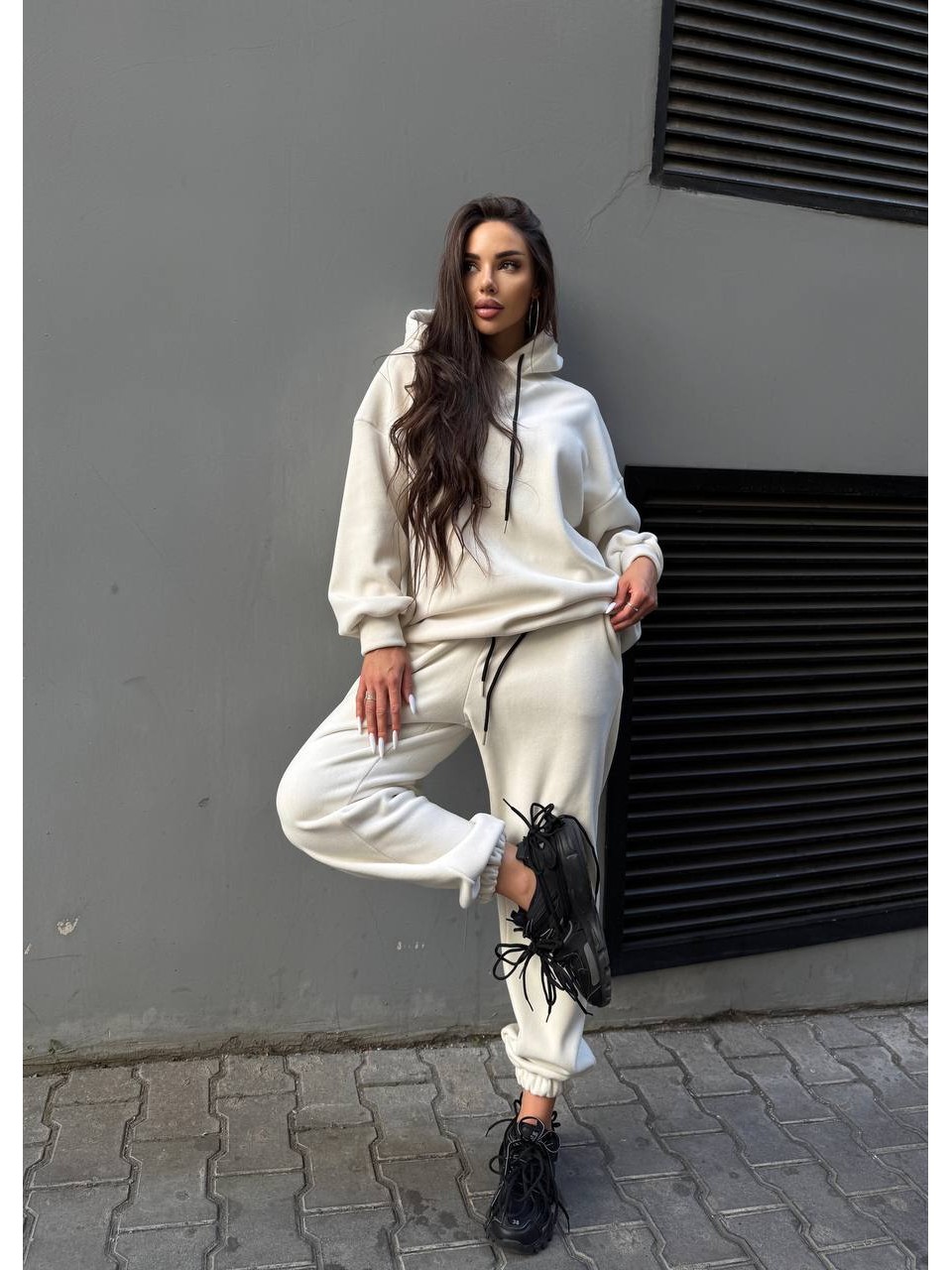 Жіночий флісовий костюм молочного кольору 34653