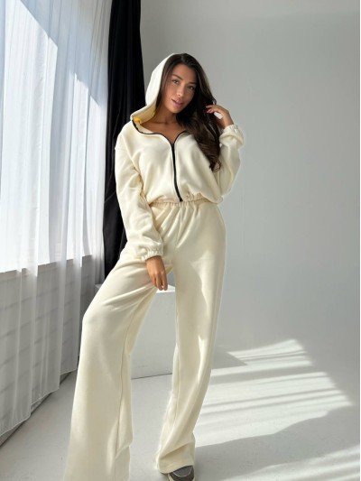Жіночий флiсовий костюм на змiйцi молочного кольору 34762
