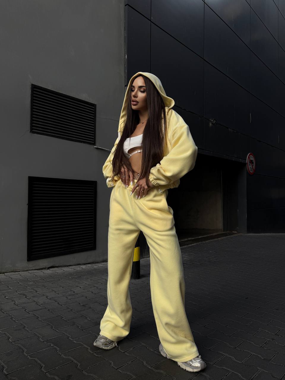 Жіночий флiсовий костюм жовтого кольору 35020
