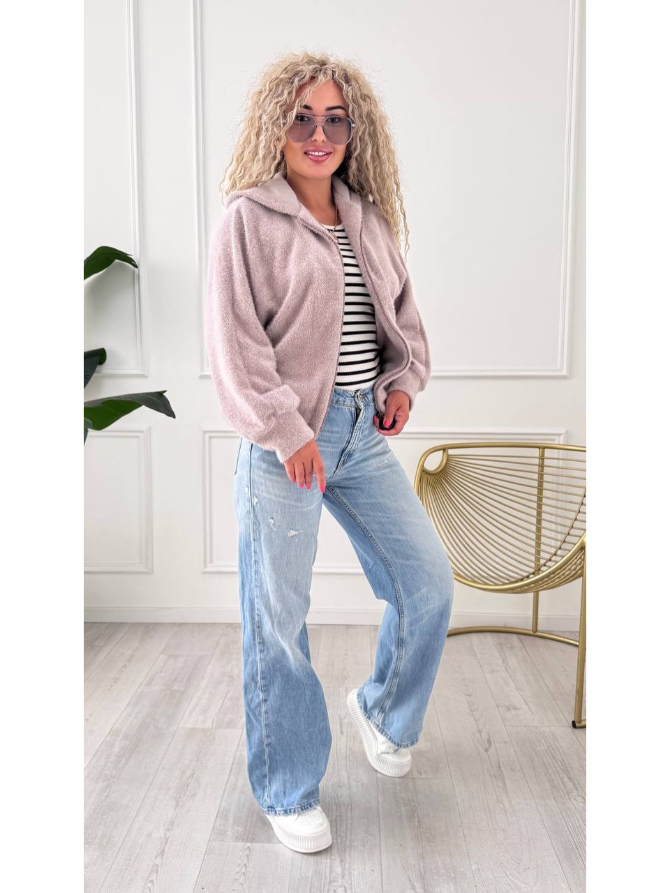 Женский кардиган из альпаки с капюшоном бежевого цвета 34222