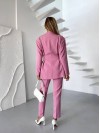 Жіночий класичний костюм рожевого кольору 34465