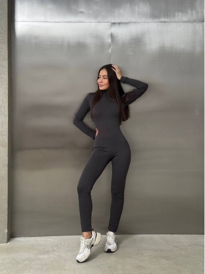 Жіночий комбінезон на флiсi в рубчик графiтового кольору 36031