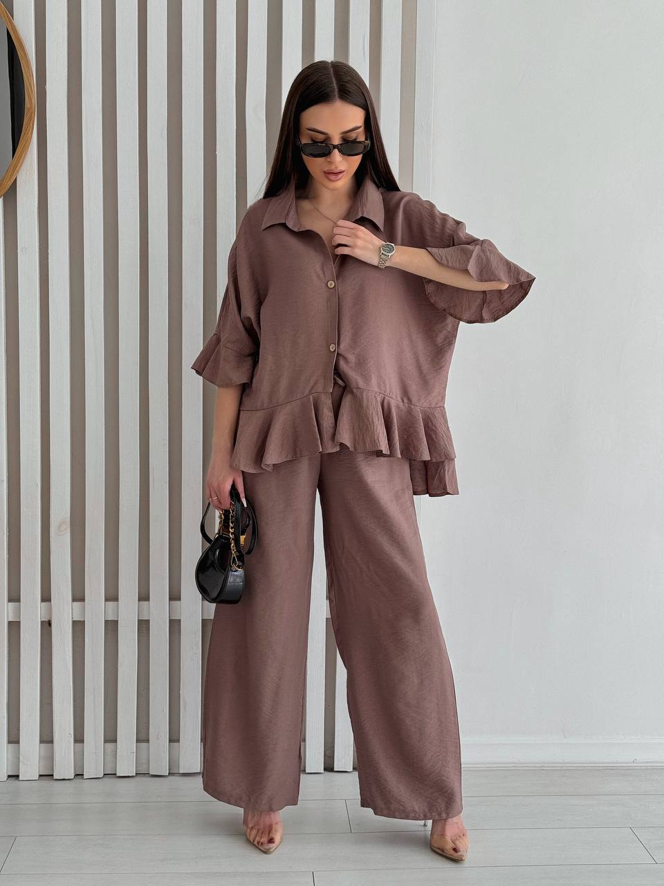 Жіночий костюм двійка кавового кольору 33804