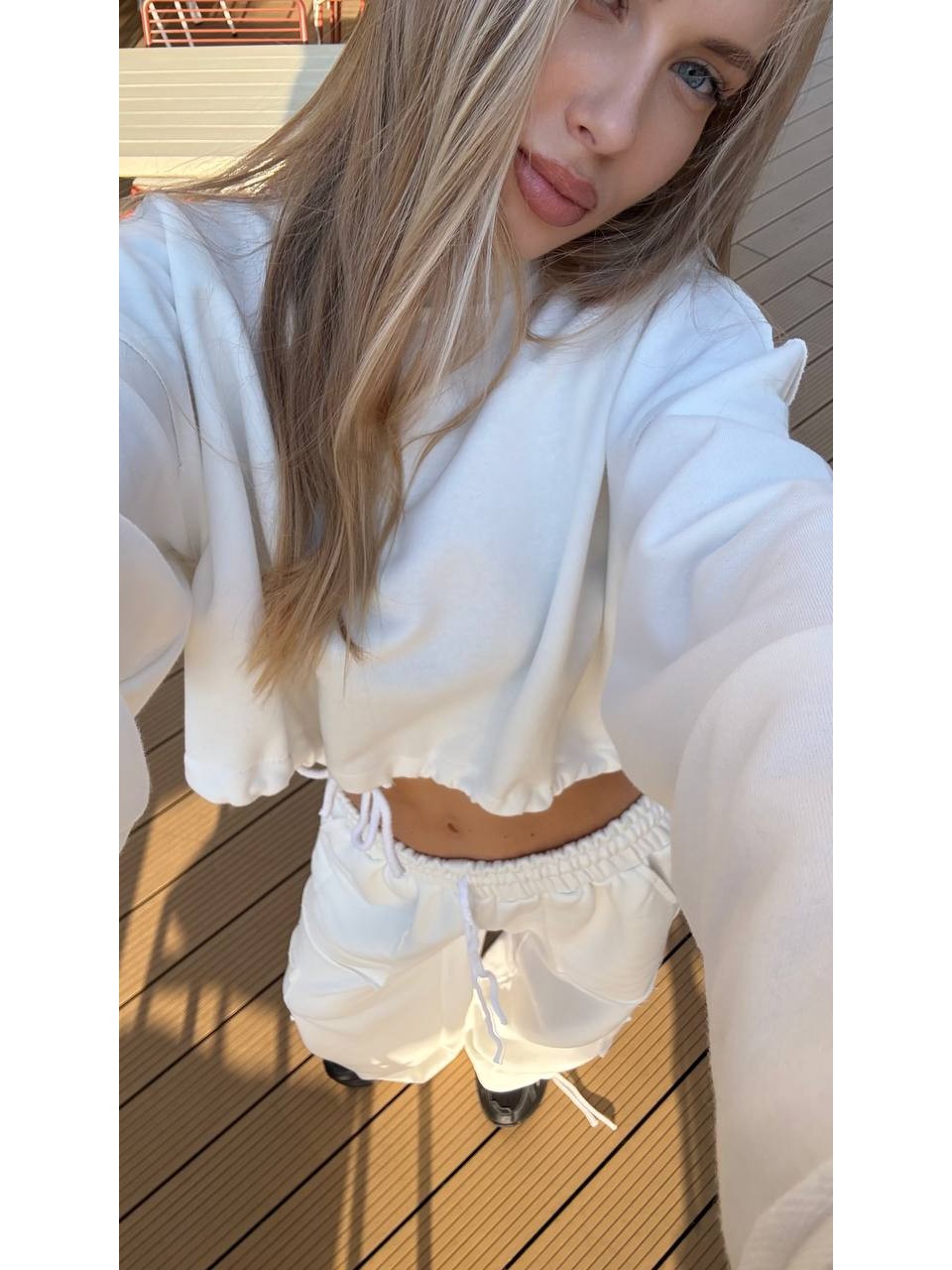 Жіночий костюм джогери+худi бiлого кольору 35415