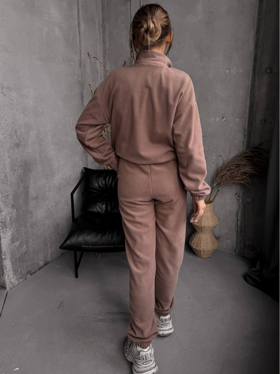 Жіночий костюм флісовий кавового кольору 35622