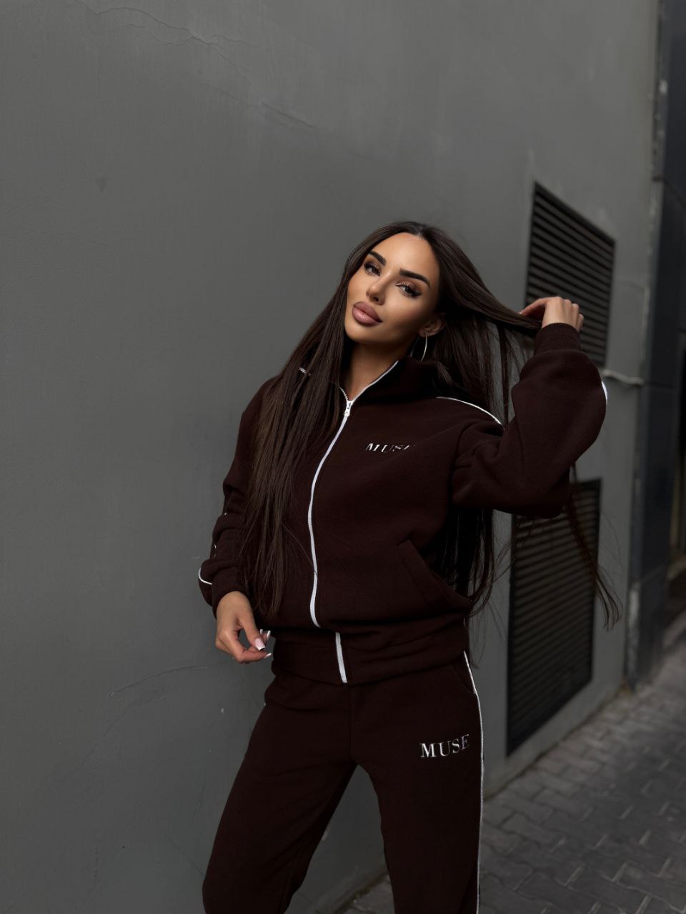 Жіночий костюм флісовий коричневого кольору 35015