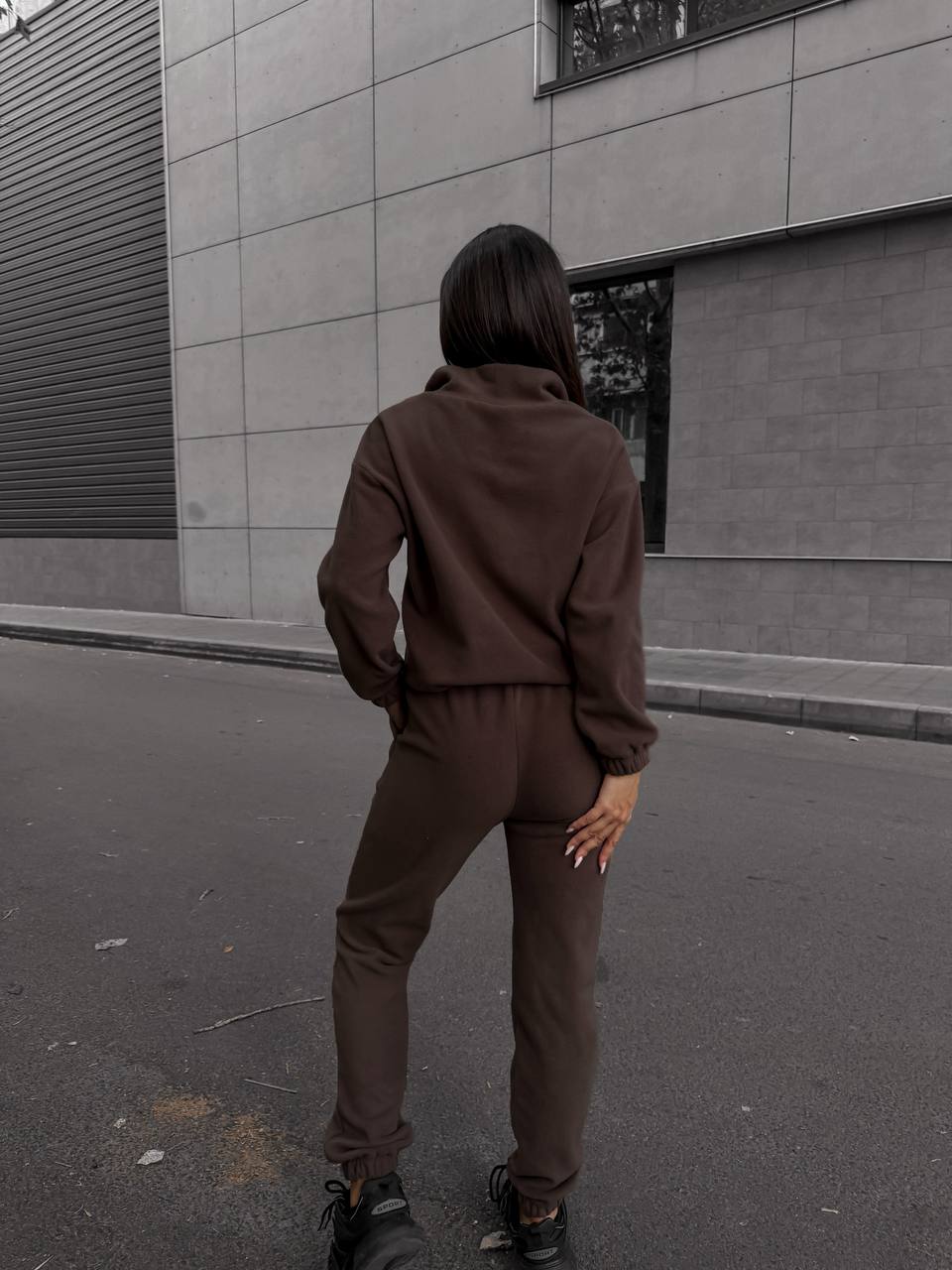 Жіночий костюм флісовий коричневого кольору 35075