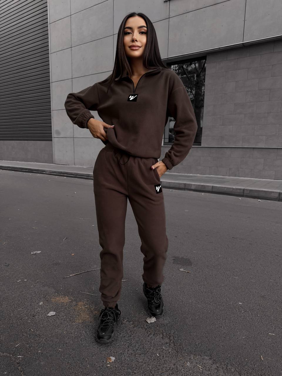 Жіночий костюм флісовий коричневого кольору 35075