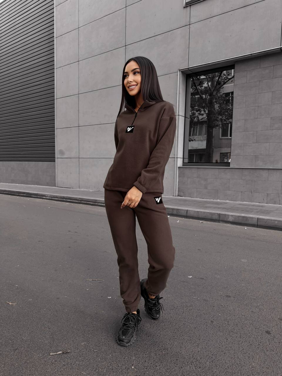 Жіночий костюм флісовий коричневого кольору 35075