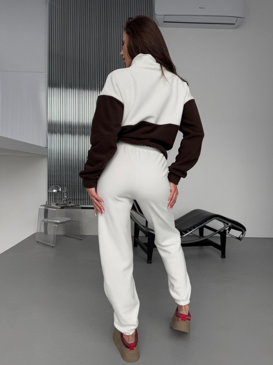 Жіночий костюм флісовий коричневого кольору 35690