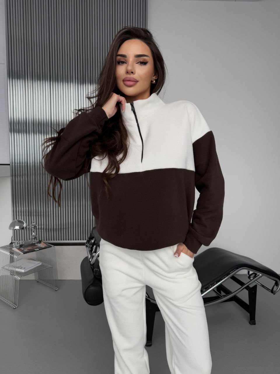 Жіночий костюм флісовий коричневого кольору 35690