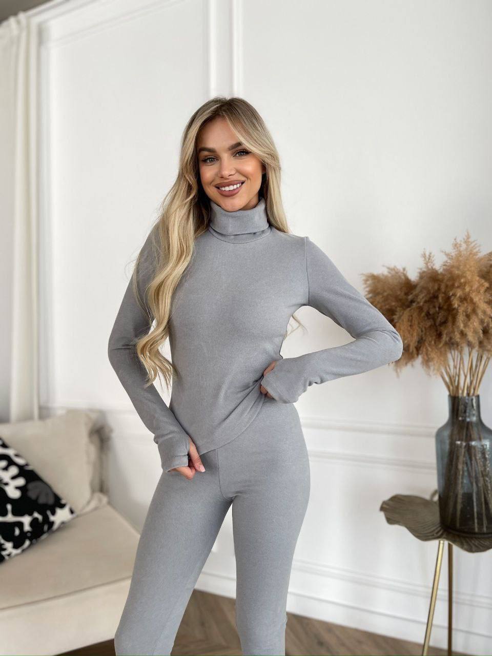 Жіночий костюм гольф+лосiни сiрого кольору 35007