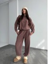 Жіночий костюм iз плюшевого флісу кавового кольору 35718