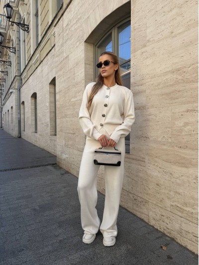 Жiночий костюм кардиган+брюки молочного кольору 34348