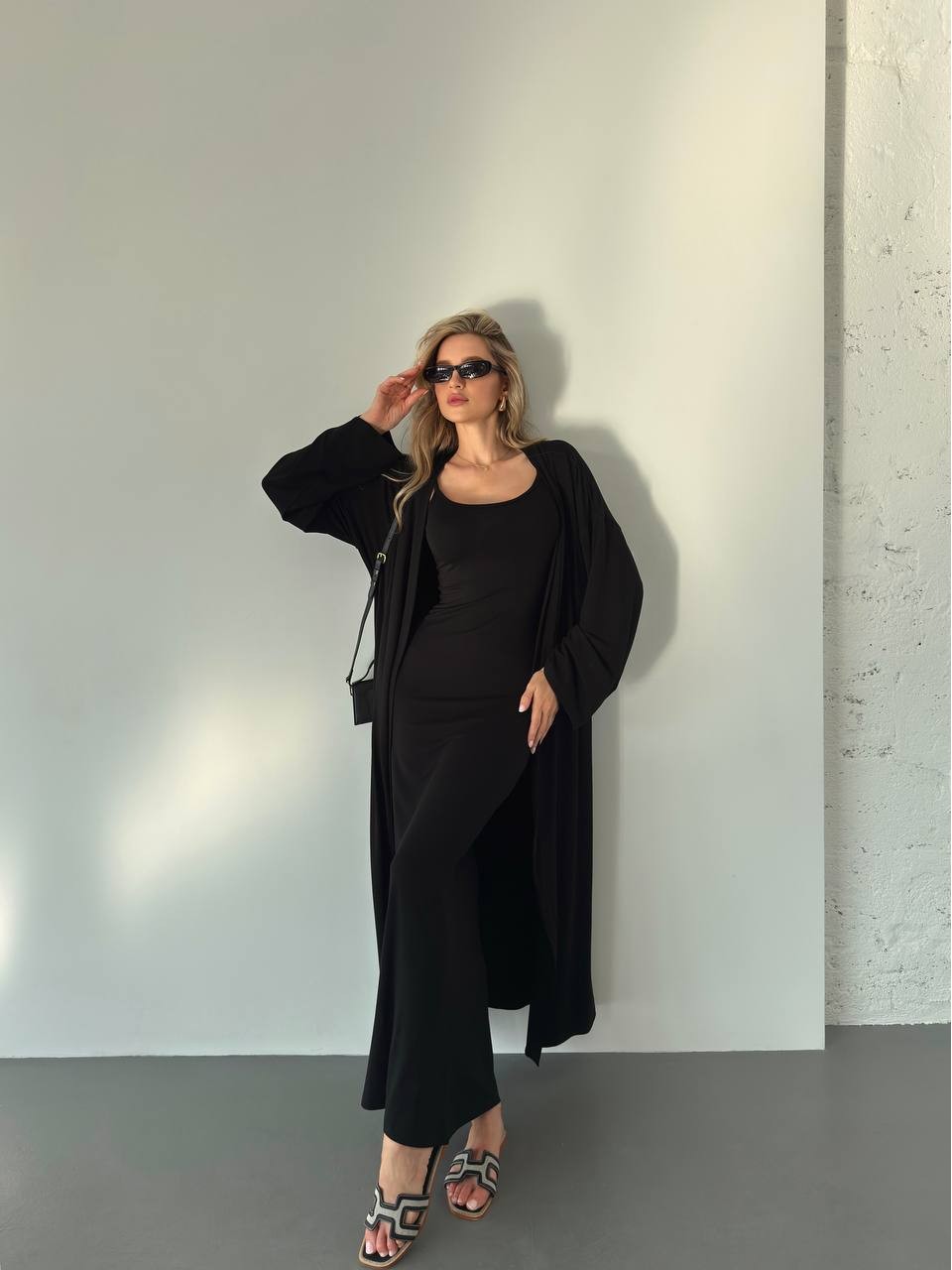 Жіночий костюм кардиган+сукня чорного кольору 34596