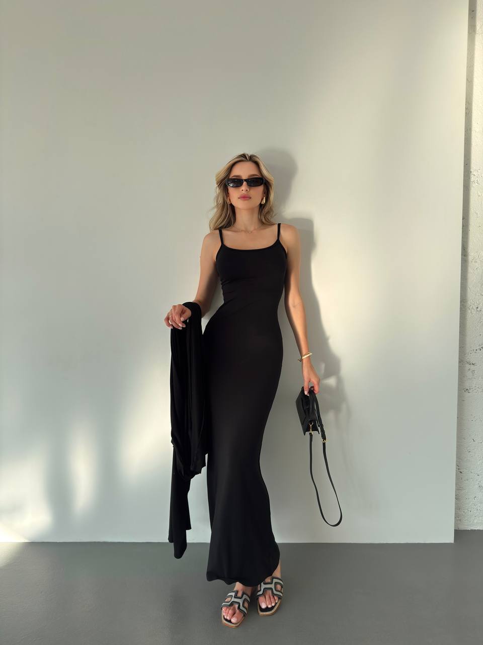 Жіночий костюм кардиган+сукня чорного кольору 34596