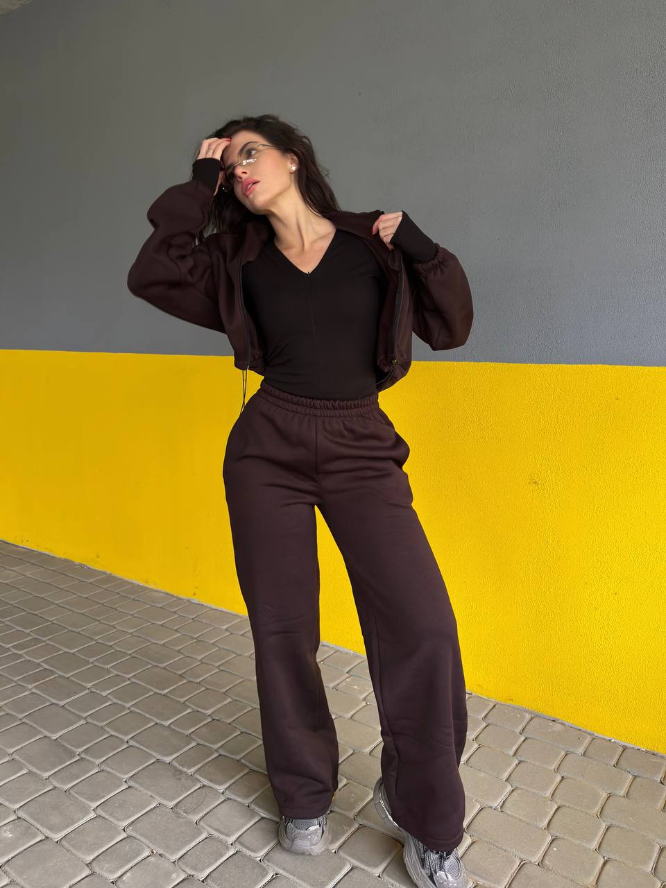 Женский легкий лонгслив черного цвета 35453