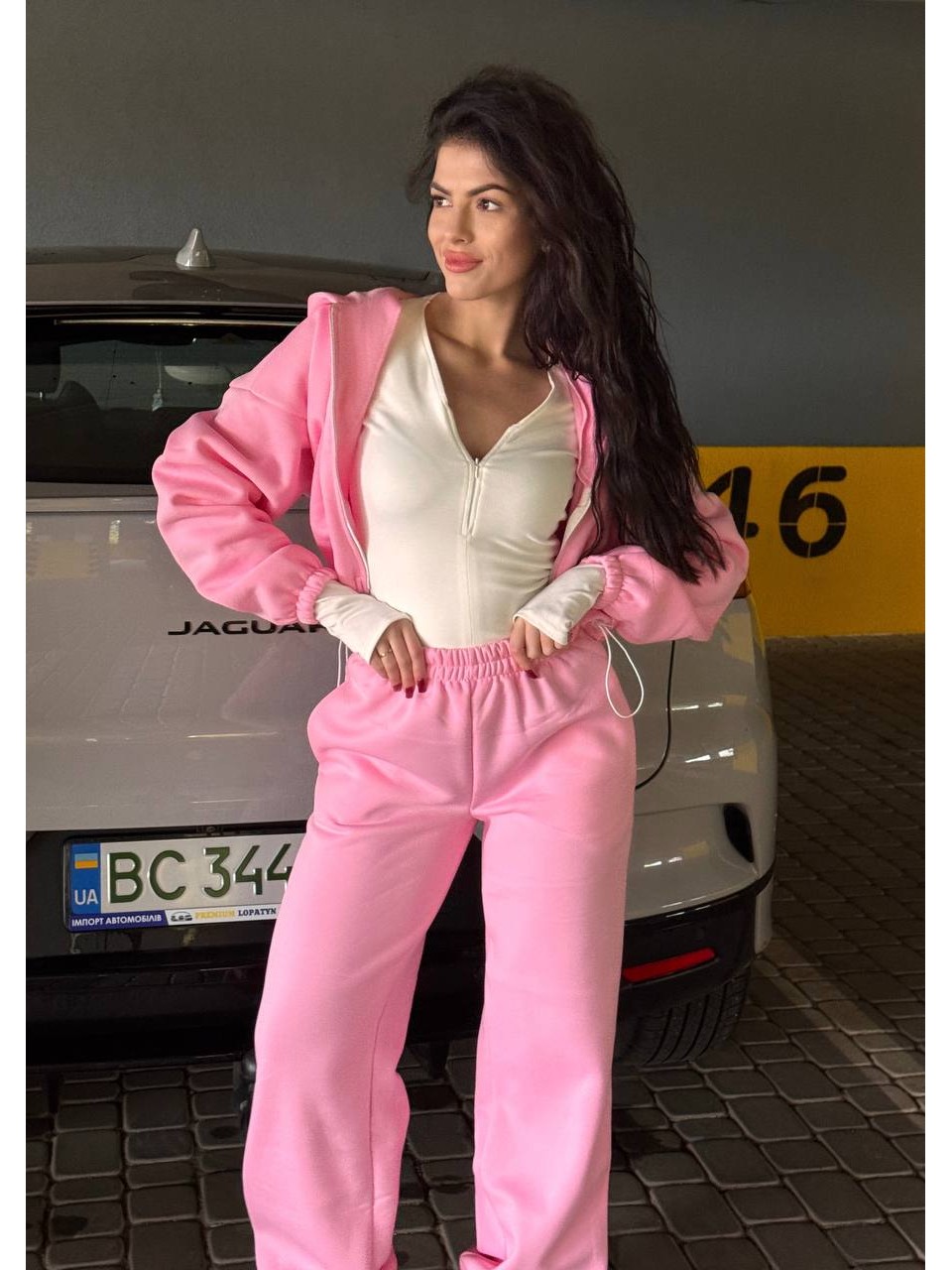 Женский легкий лонгслив молочного цвета 35452