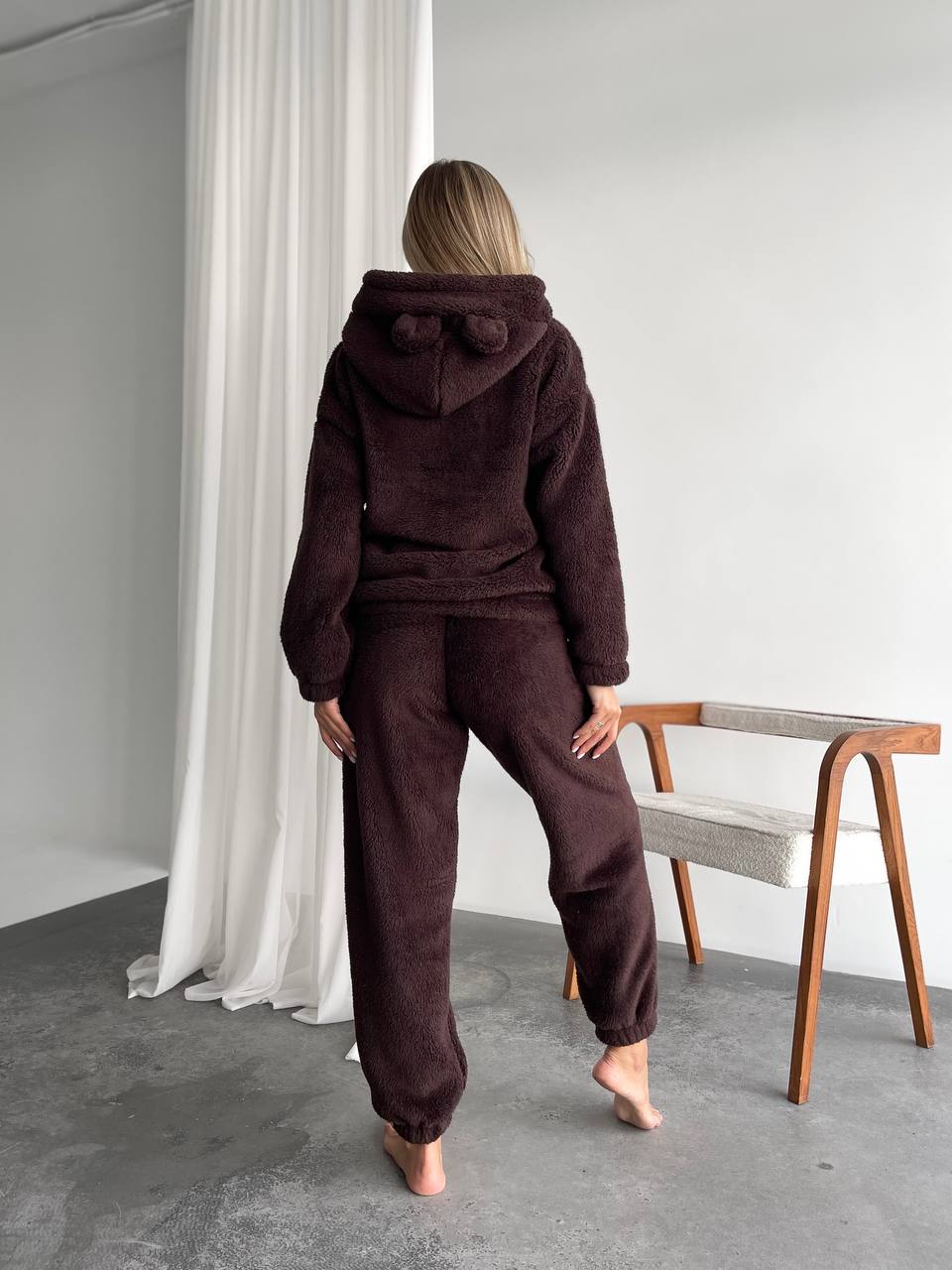 Женский махровый домашний костюм коричневого цвета 35616