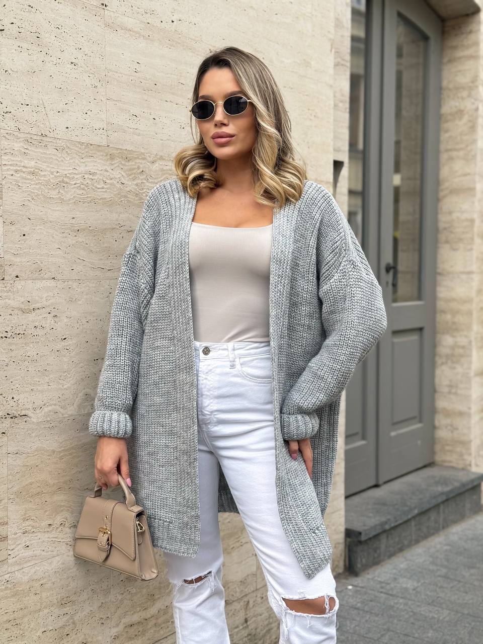 Женский полушерстяной кардиган серого цвета 31459