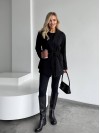 Женский пиджак с плечиками черного цвета 35221