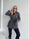 Женский пиджак с плечиками серого цвета 35222